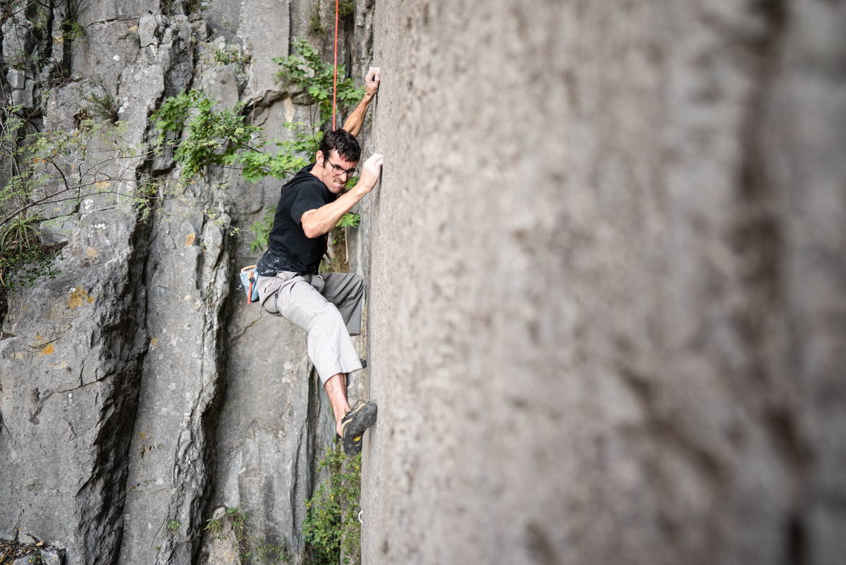 Climbing ropes (toproping a project)